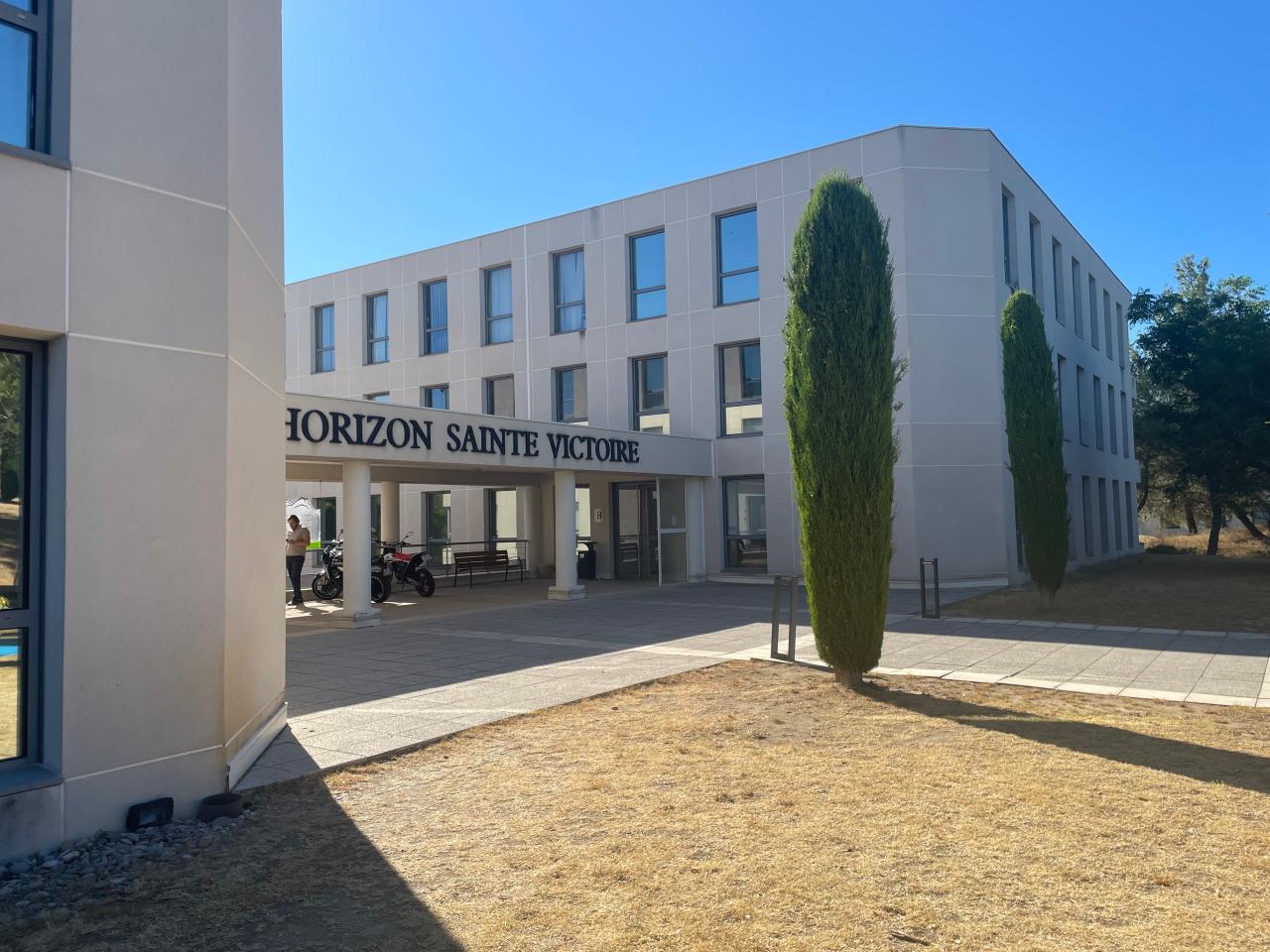 Location Bureau Aix-en-Provence Bouches-du-Rhône OLBUR2530639 1