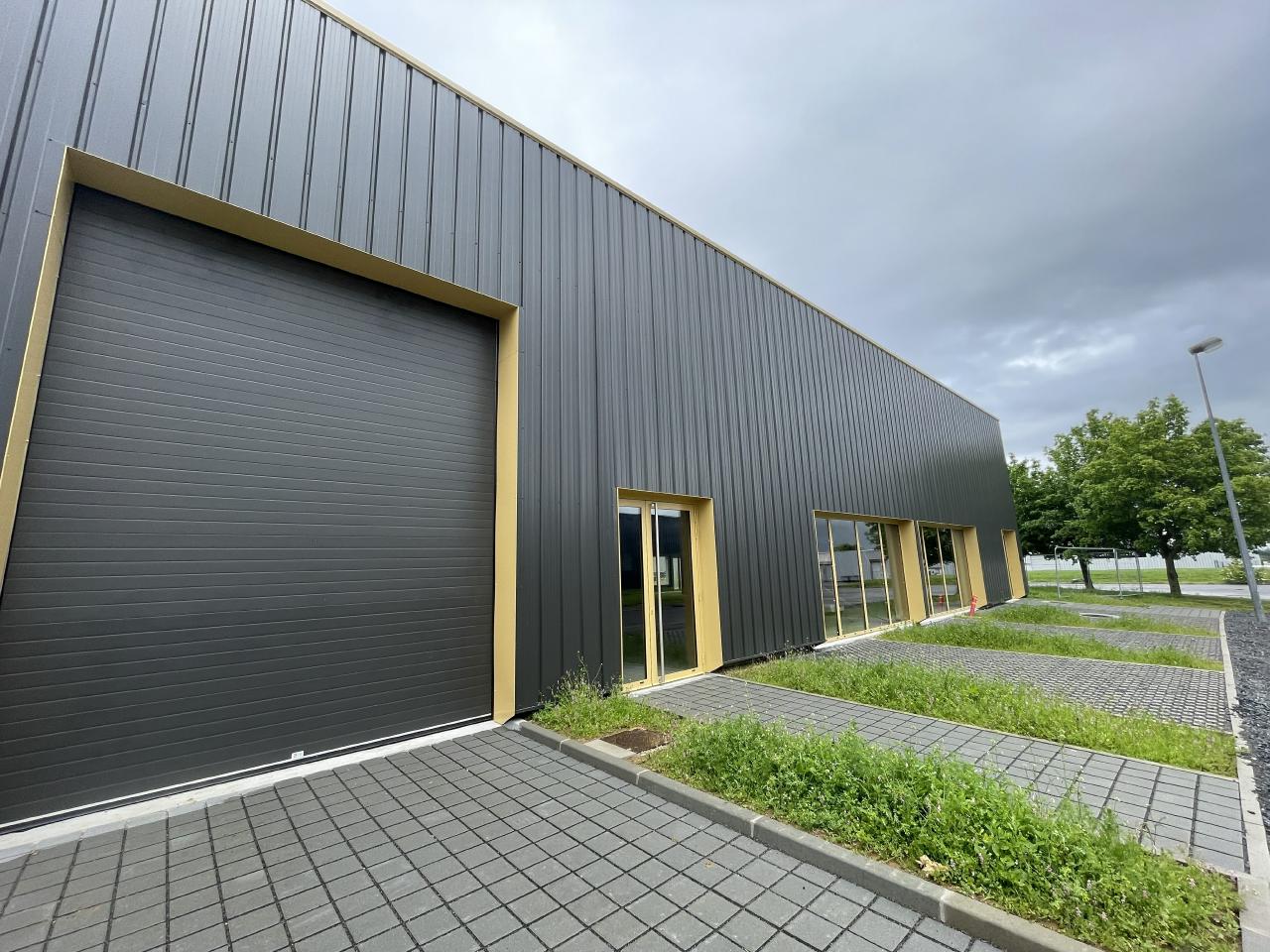 Location Local d'activité La Chapelle-des-Fougeretz Ille-et-Vilaine OLACT2113529 1