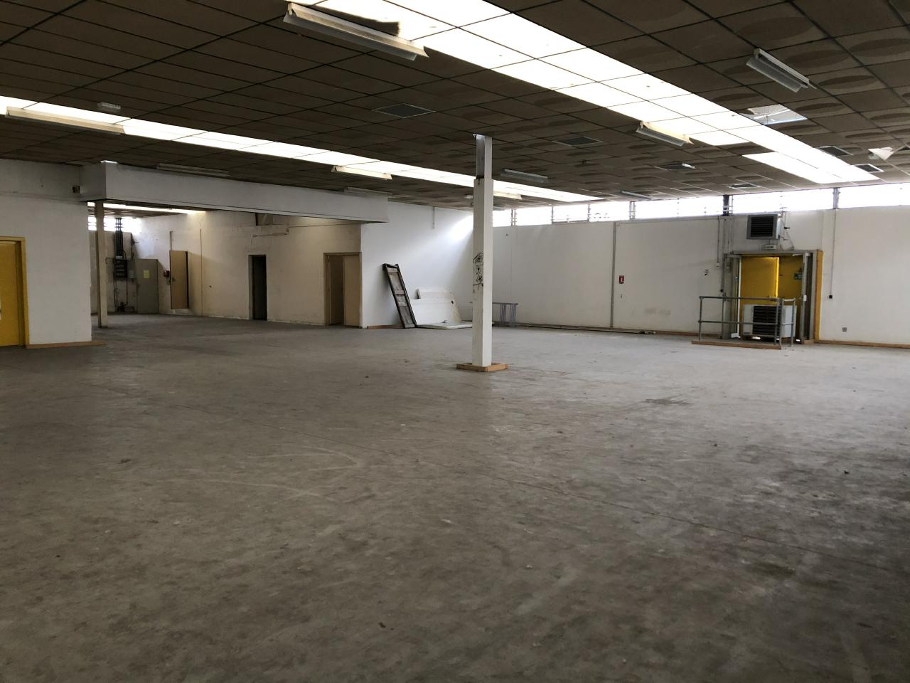 Location Local d'activité Saint-Pierre-des-Corps Indre-et-Loire OLACT2113797 1