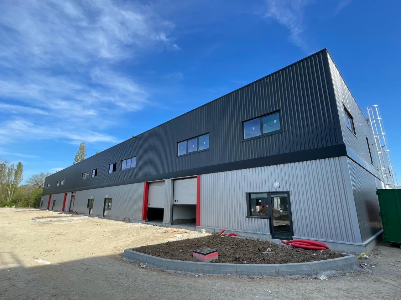 Location Local d'activité Joué-lès-Tours Indre-et-Loire OLACT2316257 1