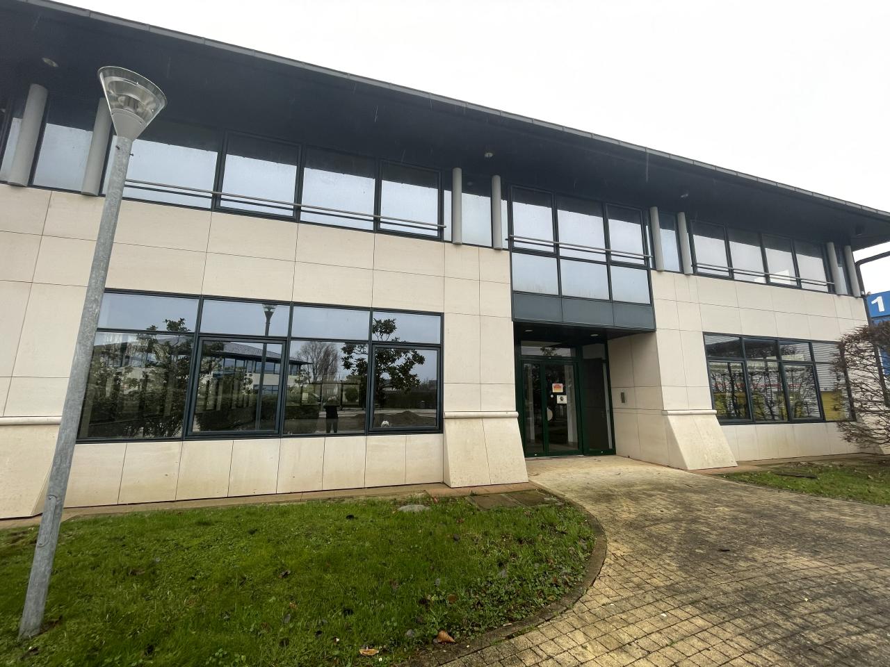 Location Bureau Trappes Yvelines OLBUR2317592 1