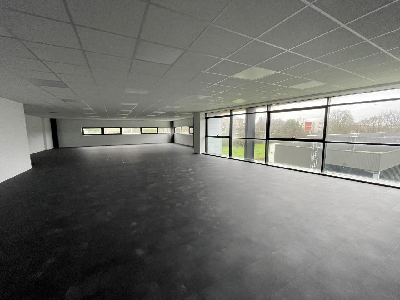 Location Bureau Le Mans Sarthe OLBUR2113754 1