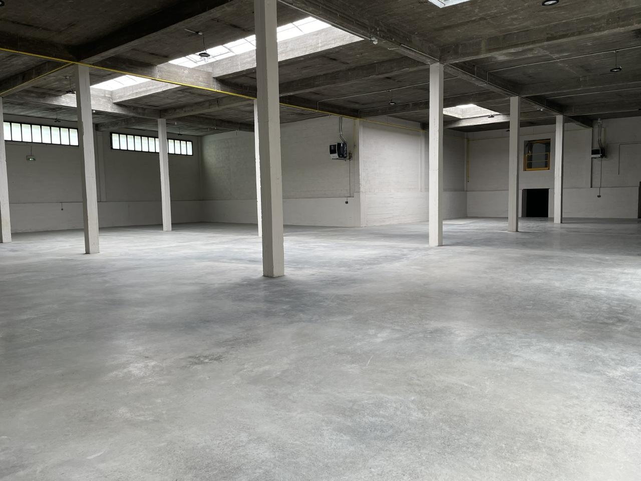Vente Local d'activité Montreuil Seine-Saint-Denis OVACT2419000 1