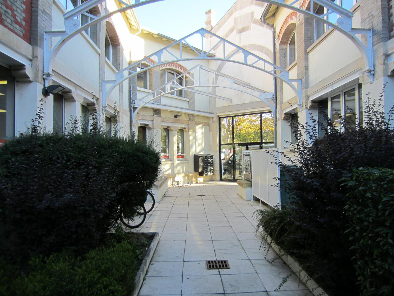 Location Bureau Nancy Meurthe-et-Moselle OLBUR2111823 1