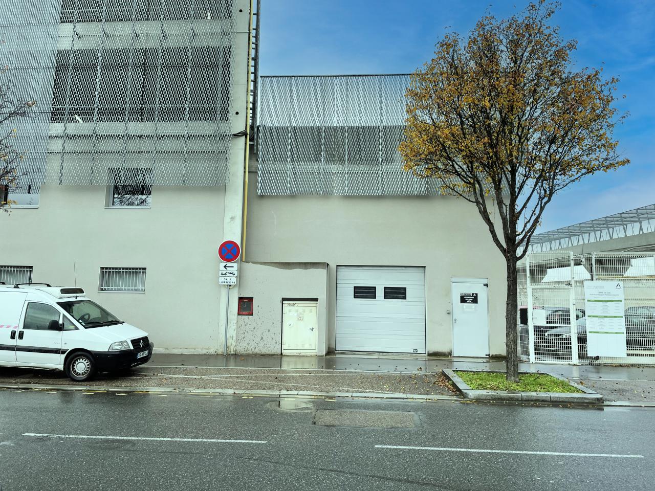 Location Local d'activité Vaulx-en-Velin Rhône OLACT2421503 1