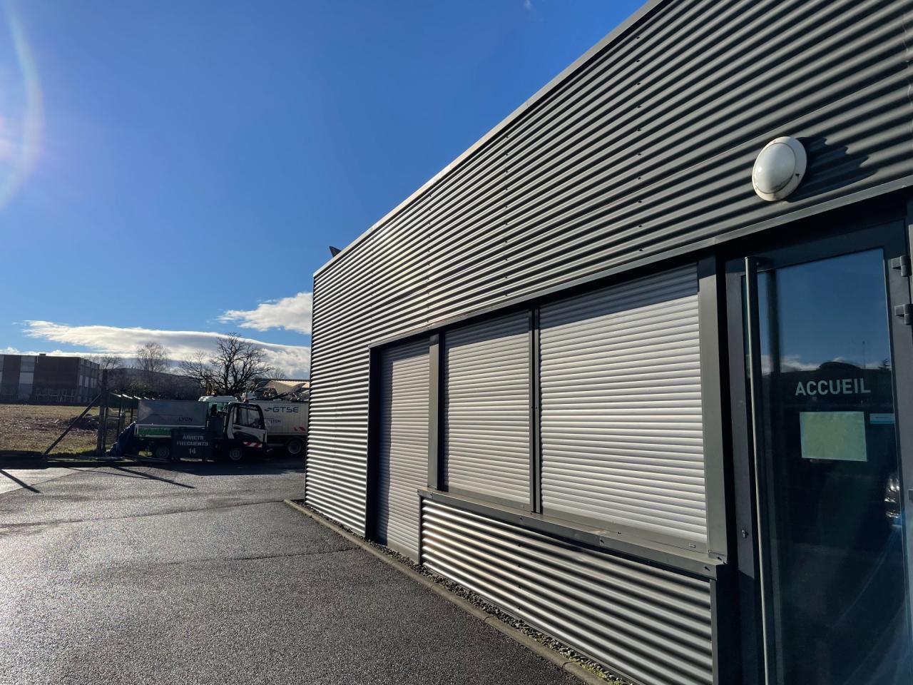 Location Local d'activité Rillieux-la-Pape Rhône OLACT2529235 1
