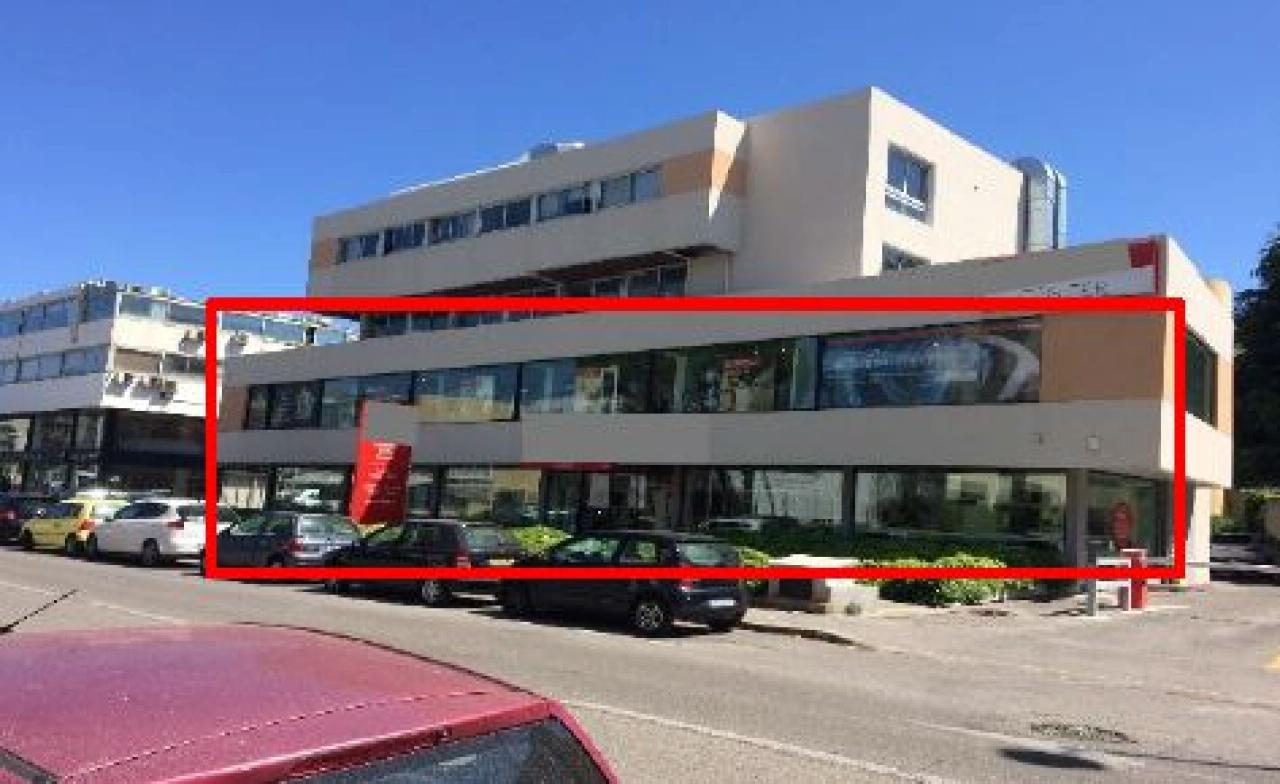 Location Commerce Saint-Laurent-du-Var Alpes-Maritimes OLCOM2426147 1
