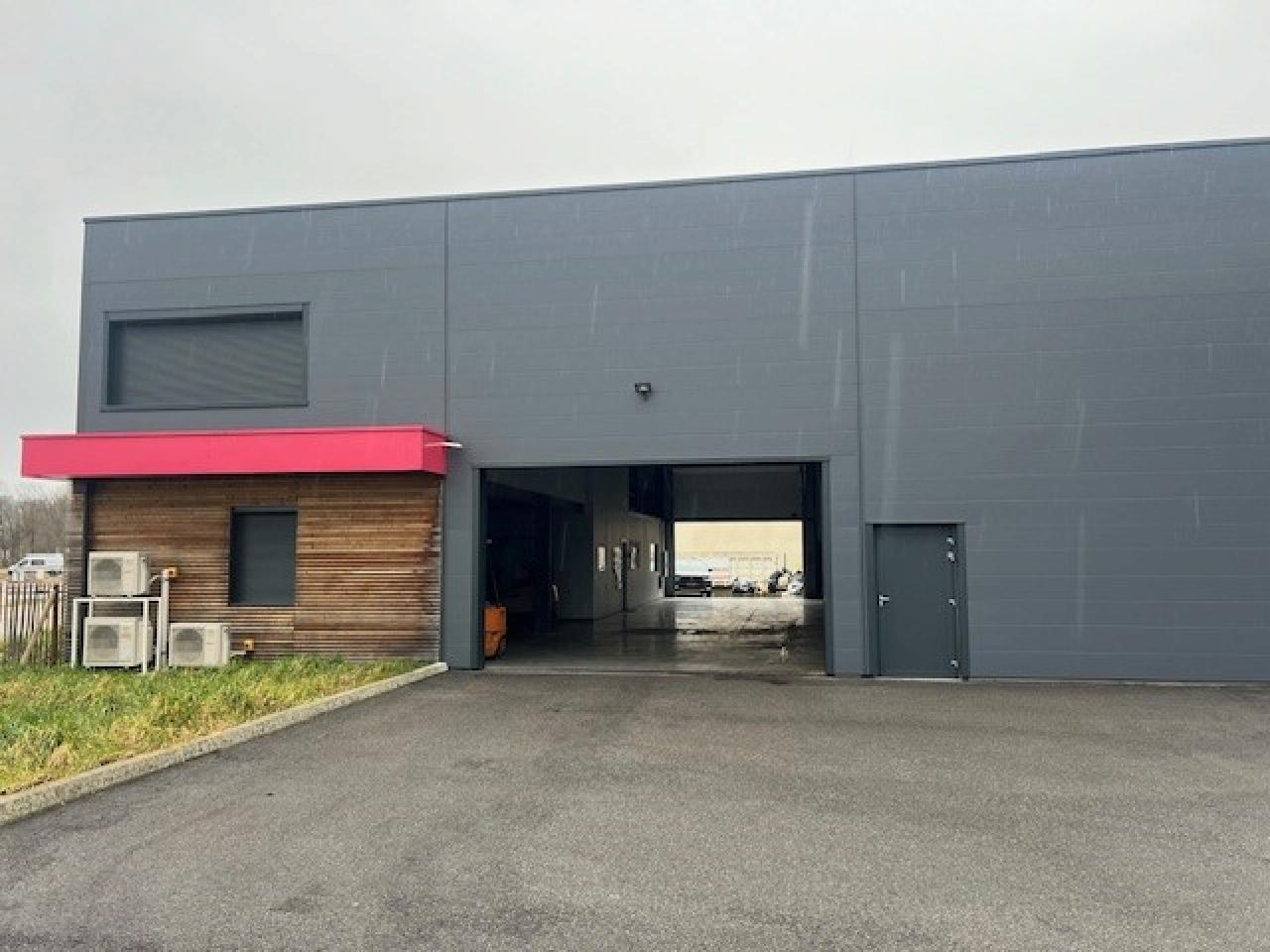 Vente Local d'activité Saint-Clair-de-la-Tour Isère OVACT2529764 1