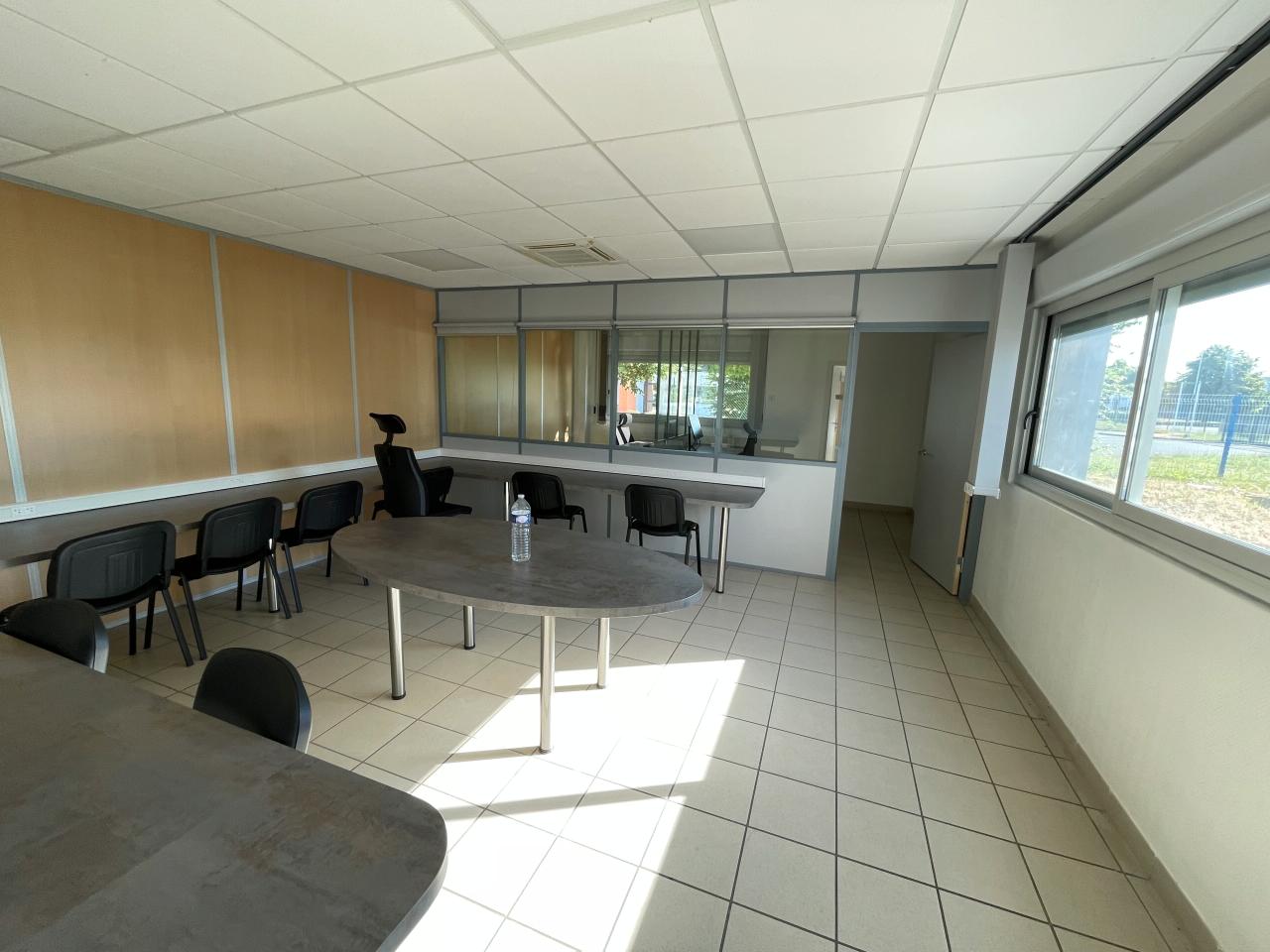 Location Bureau Parçay-Meslay Indre-et-Loire OLBUR2533447 1
