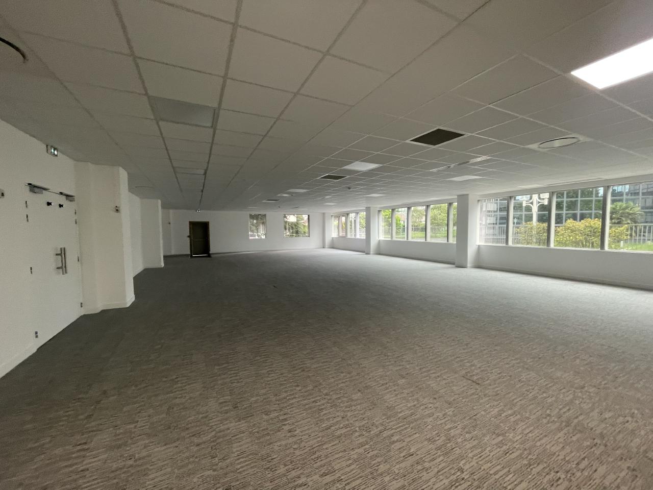 Location Bureau Romainville Seine-Saint-Denis OLBUR2107056 1