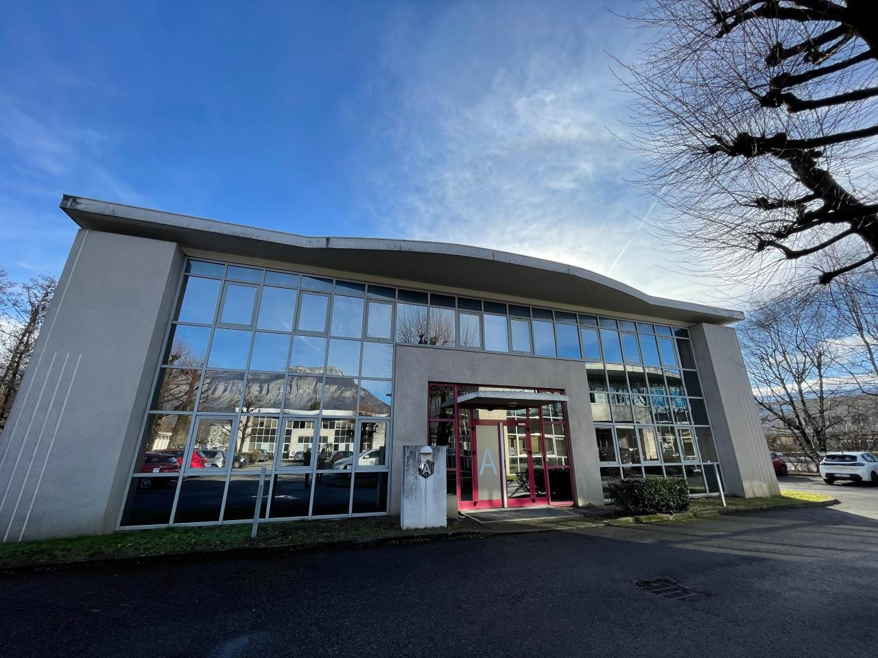 Location Bureau Gières Isère OLBUR2529421 1