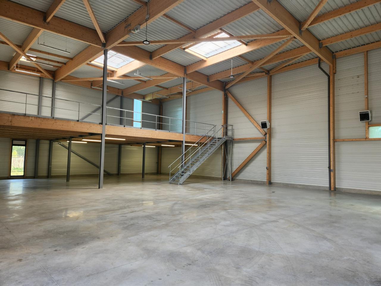 Location Local d'activité Chanteloup-en-Brie Seine-et-Marne OLACT2117419 1