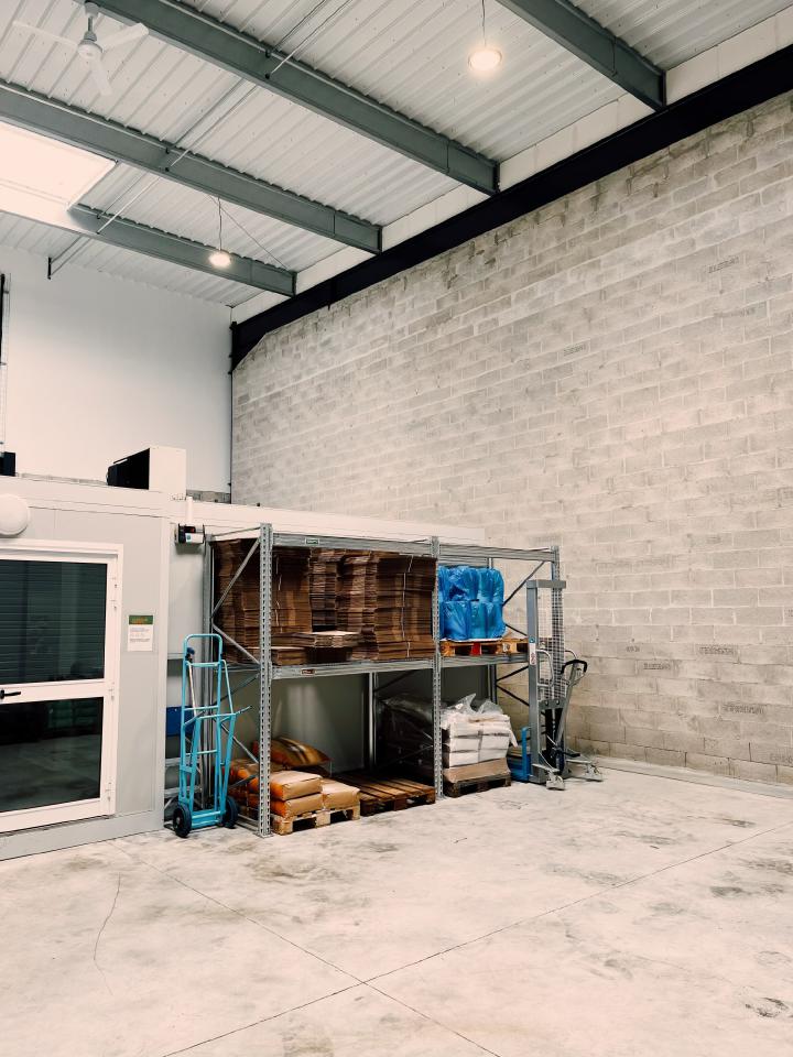 Vente Local d'activité Chanteloup-les-Vignes Yvelines OVACT2422148 1