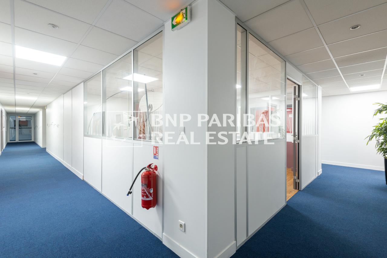 Location Bureau Montigny-le-Bretonneux Yvelines OLBUR2419349 1
