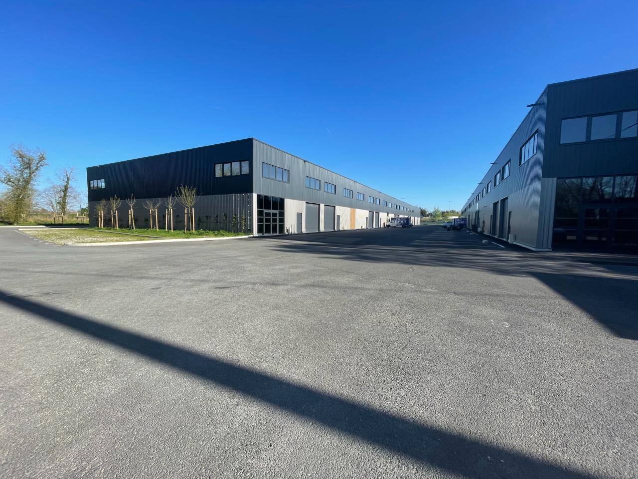 Location Local d'activité Ambarès-et-Lagrave Gironde OLACT2309508 1