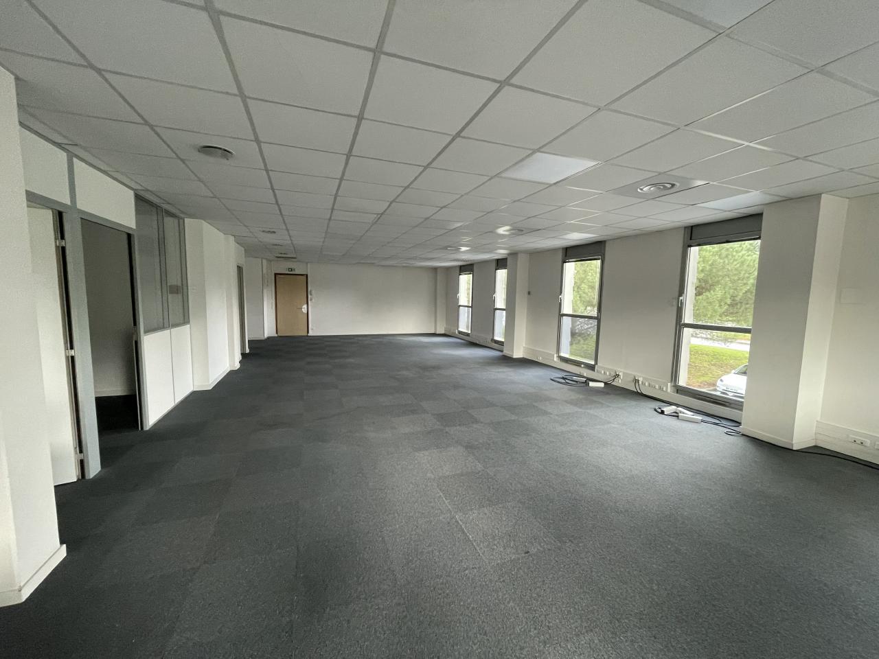 Location Bureau Nantes Loire-Atlantique OLBUR2112310 1