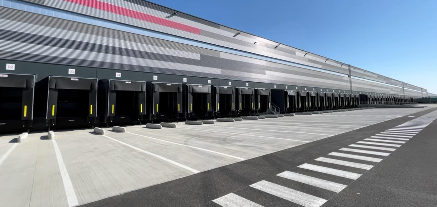 Location Entrepôt Classe A Port-Saint-Louis-du-Rhône Bouches-du-Rhône OLLOG2309206 1