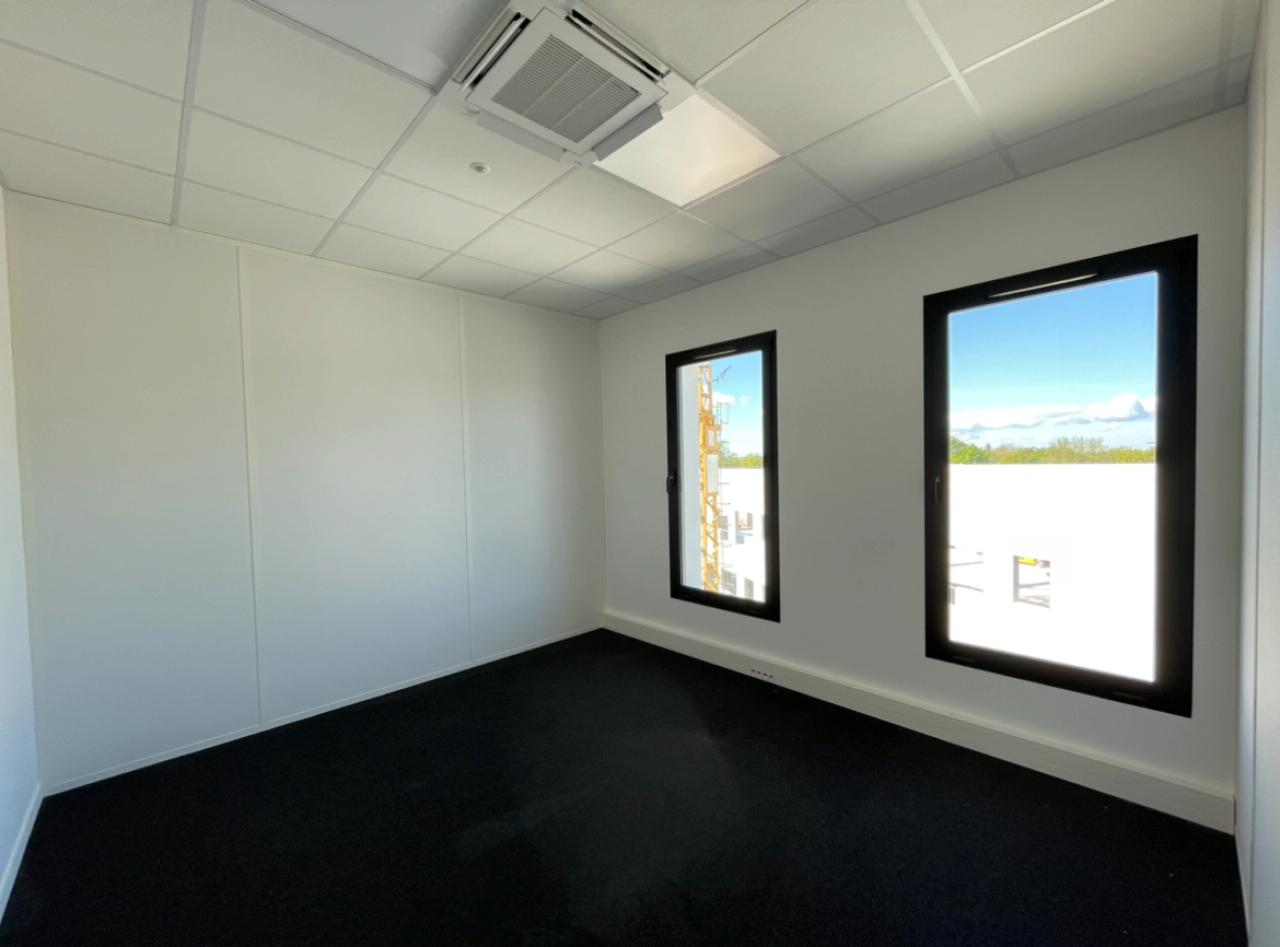 Location Bureau Bruz Ille-et-Vilaine OLBUR2421151 1