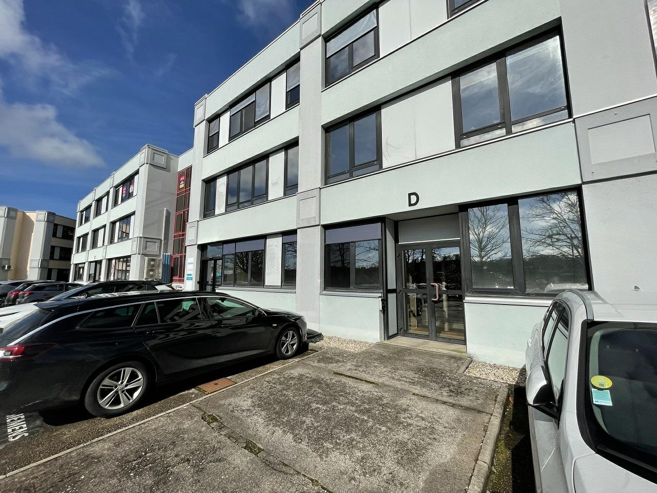 Location Bureau École-Valentin Doubs OLBUR2426725 1