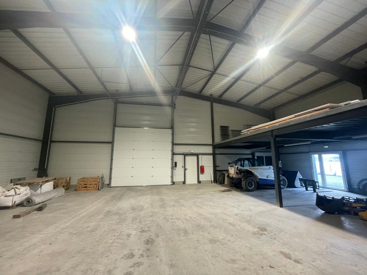 Location Local d'activité Sublaines Indre-et-Loire OLACT2426906 1