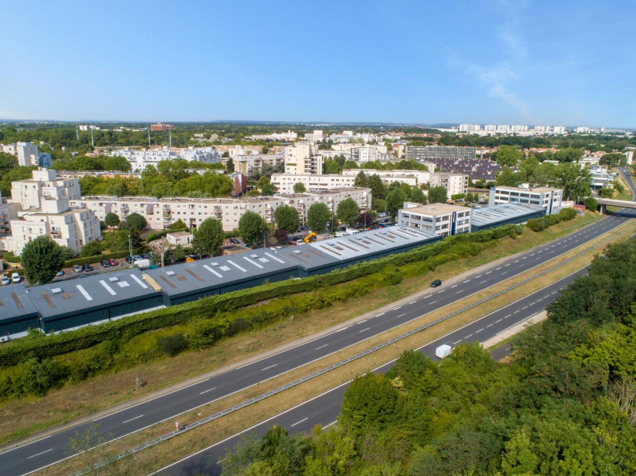 Location Local d'activité Évry Essonne OLACT2002808 1